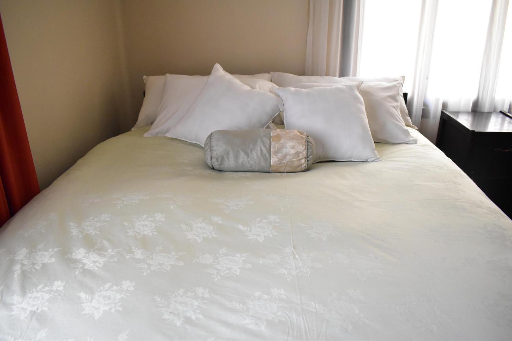 Raven La Paz Hotel ภายนอก รูปภาพ