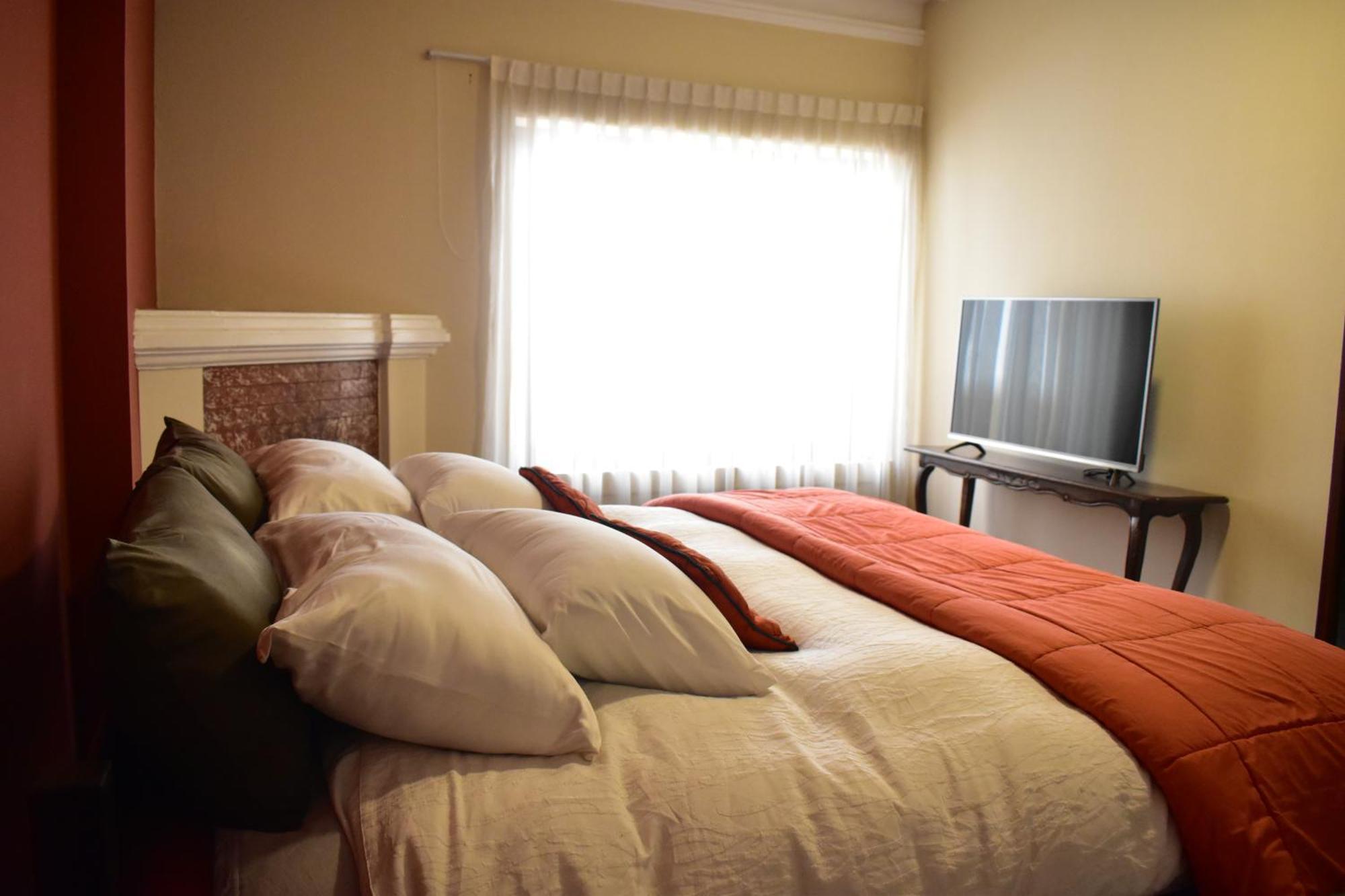 Raven La Paz Hotel ภายนอก รูปภาพ